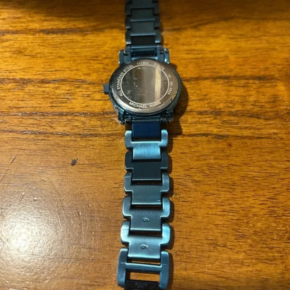 Michael Kors Ladies Aqua Watch - Picture 4 of 4